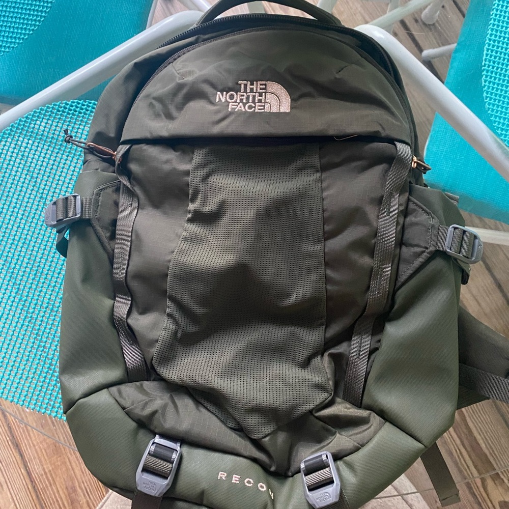The North Face Women’s Recon Backpack